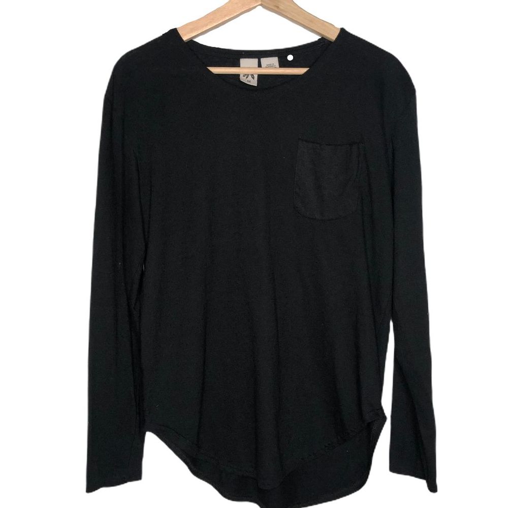 Urban Outfitters Three Feathers Long Sleeve Tee
